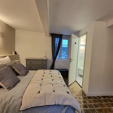 Ferienhaus Serenity House - Beautiful Town House With Terrace 6p Honfleur